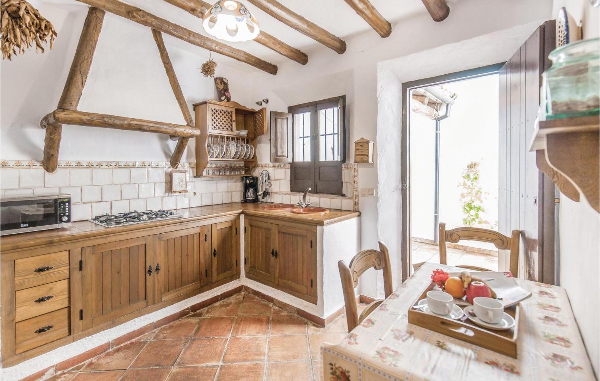 Cozy Home In Zahara De La Sierra With Kitchen Exterior photo